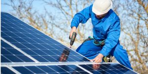 Installation Maintenance Panneaux Solaires Photovoltaïques à Buisson